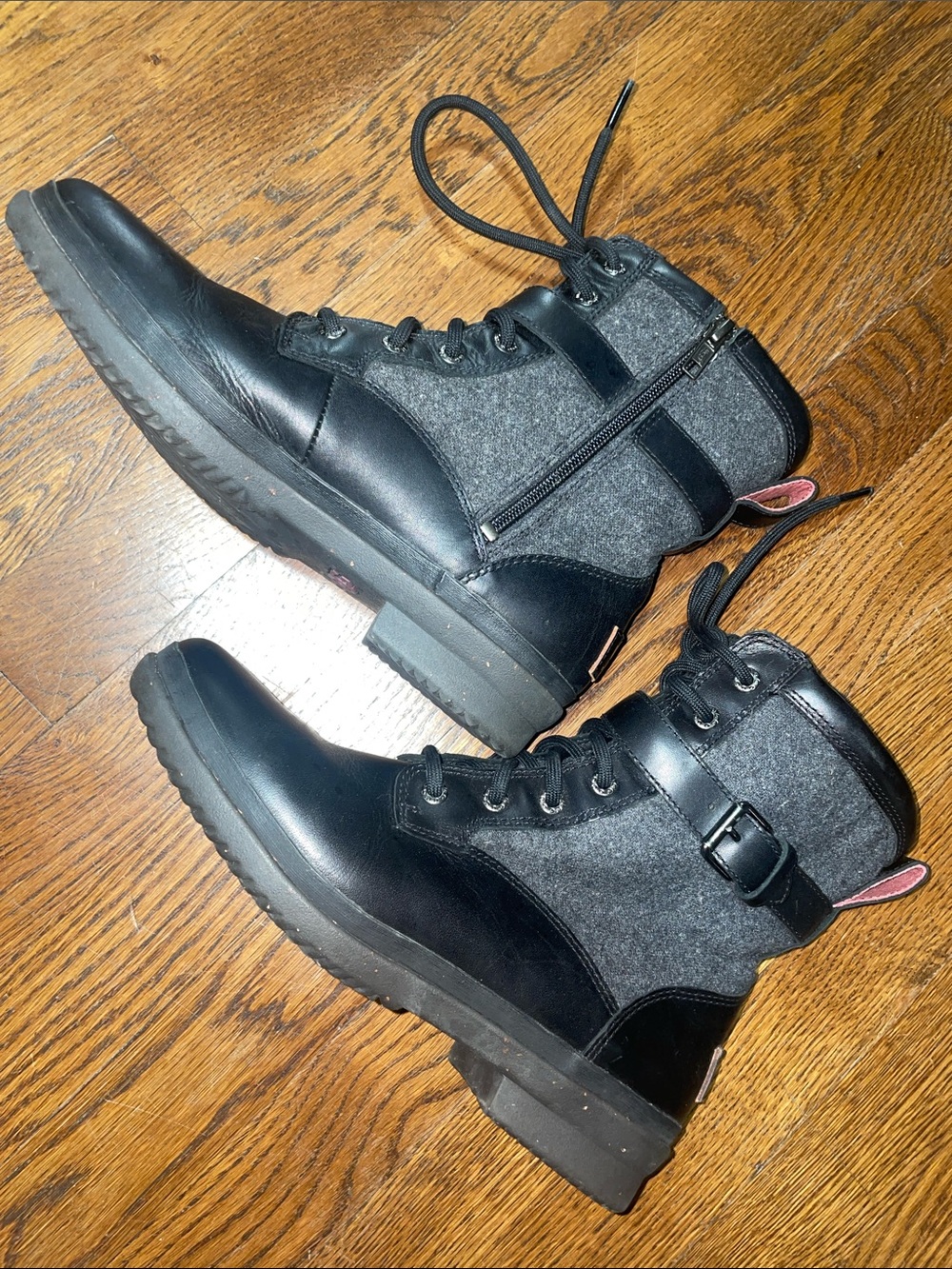 UGG Kesey boots